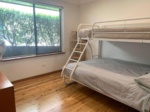 41 Leonard Avenue Pet Friendly Boat Parking & Aircon - Perths Hotel 3
