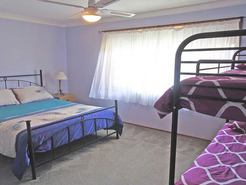 Catalina 7 Catalina Close Air Conditioned Large Home With Boat Parking - Perths Hotel 3