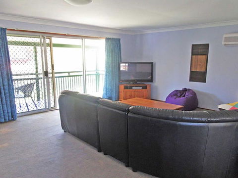 Catalina 7 Catalina Close Air Conditioned Large Home With Boat Parking - Perths Hotel 1