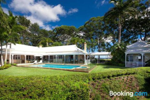 Sunrise At Sanquar Noosa Hinterland - Perths Hotel 2