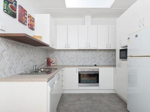 The Croft 11 Boulder Bay Rd Cosy Beach House With Aircon & Only 270m To The Beach - Perths Hotel 1