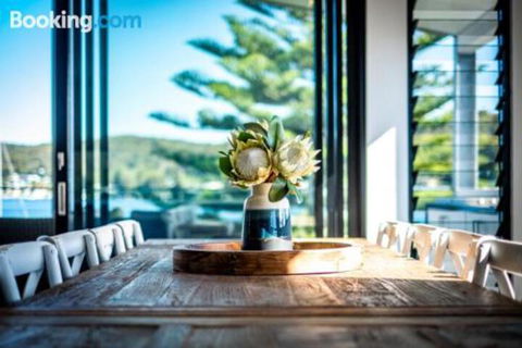 Beauty On Booker Bay - Perths Hotel 6