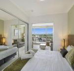Hinterland Luxury 1 Bedroom Hinterland View Apt - Perths Hotel