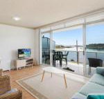 Sapphire Waters Unit 2 - Perths Hotel