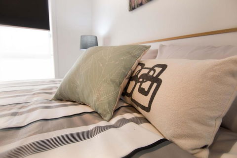 Contemporary â€˜Espritâ€™ With River Reserve Access - Perths Hotel 2