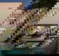 Sunshine Coast White House - Perths Hotel