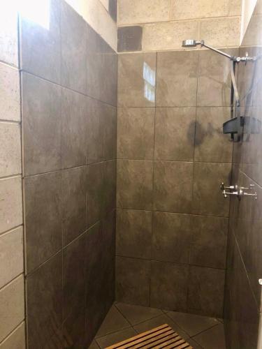 Granite Belt Cabins - Perths Hotel 5