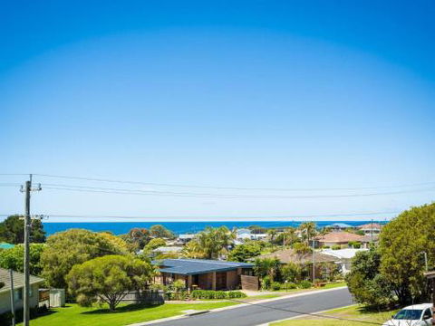 Williams Wonder Large Beach House - Perths Hotel 3