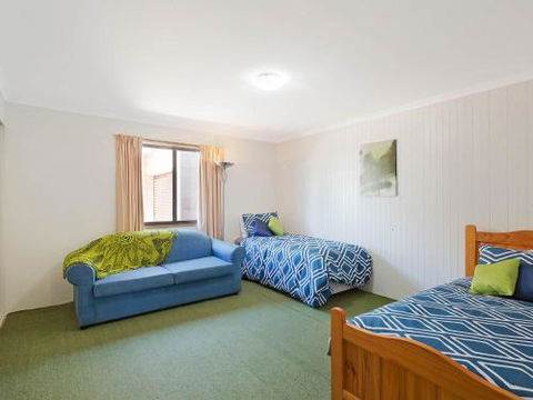 Williams Wonder Large Beach House - Perths Hotel 2