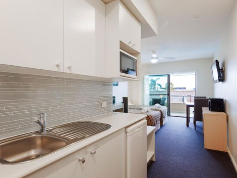 Oaks Pacific Blue 278 265 Sandy Point Road - Perths Hotel 6