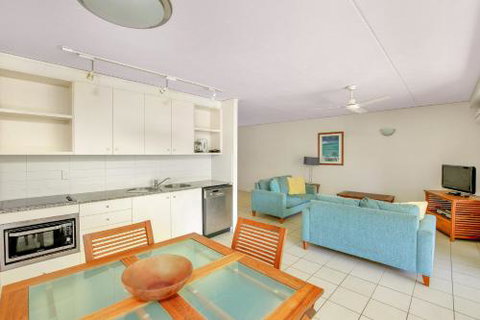 Baden 61 Rainbow Shores Air Conditioned Unit Walk To Beach Pool Tennis Court - Perths Hotel 0