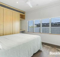 Ultimate Beachfront Living Sunshine Beach - Perths Hotel