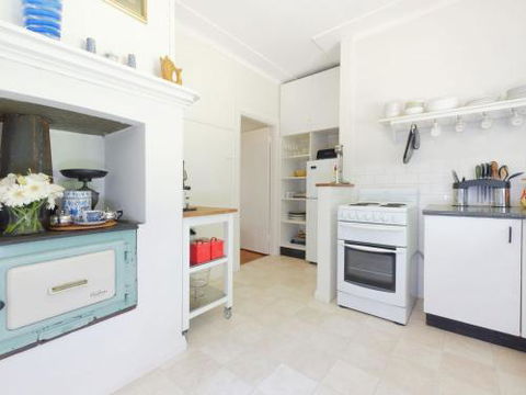 Redwood Cottage Burradoo Getaway Southern Highlands 4pm Check Out Sunday - Perths Hotel 4