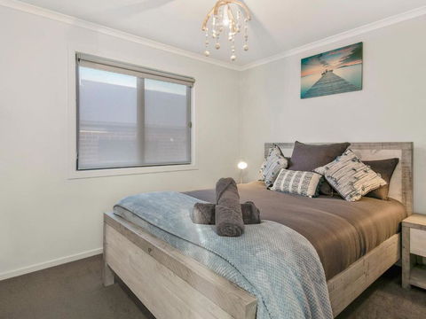 Mabuhay - Perths Hotel 6