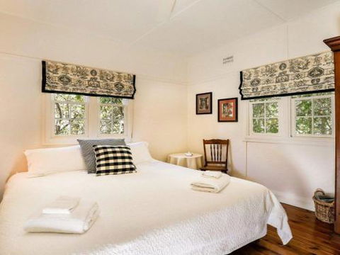 LAVENDER COTTAGE Alpine Southern Highlands 4pm Check Out Sundays - Perths Hotel 6