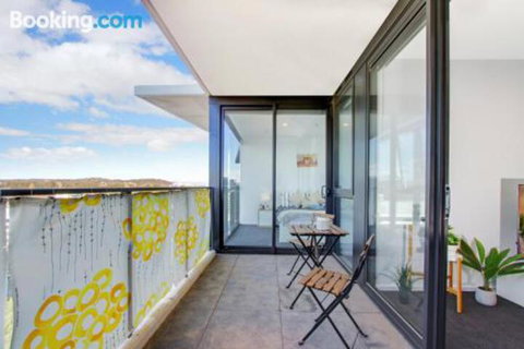 Cozy Homely Apartment CBR Central - Perths Hotel 2