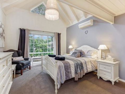 Lou Lous Cottage Southern Highlands 4pm Check Out Sundays - Perths Hotel 3