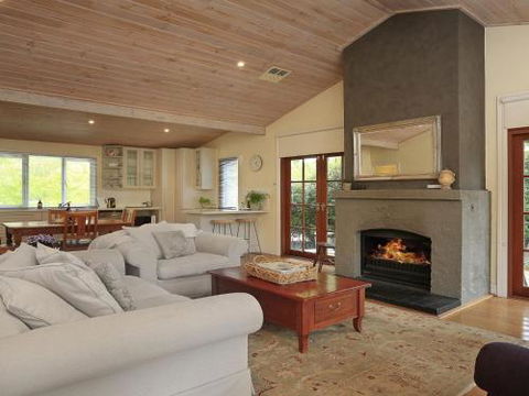 Rose Cottage Bowral Southern Highlands - Perths Hotel 5