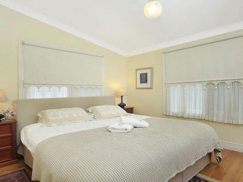 Rose Cottage Bowral Southern Highlands - Perths Hotel 4