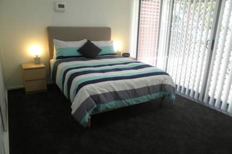 Almonta Apartments On The Water Front - Perths Hotel 3