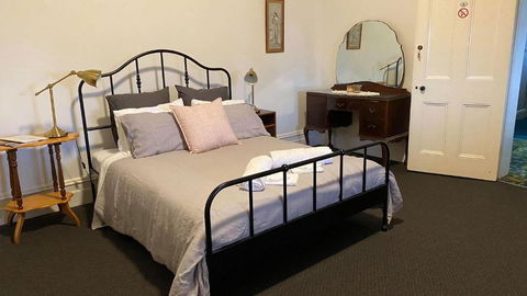The Grand Hotel Millicent - Perths Hotel 2