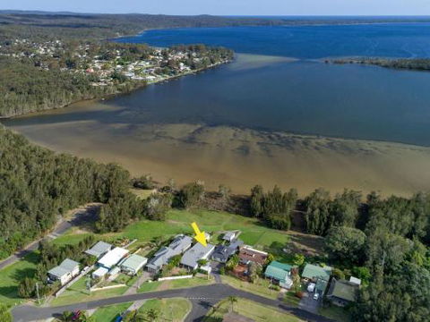 VINCES LANDING OLD EROWAL BAY 4pm Check Out Sundays - Perths Hotel 0