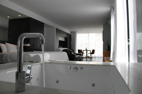 Hepburn Springs Escape Villa 7 - Perths Hotel 5