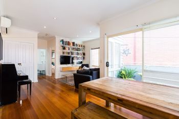 KIM 2BDR West Melbourne Apartment - Perths Hotel 5