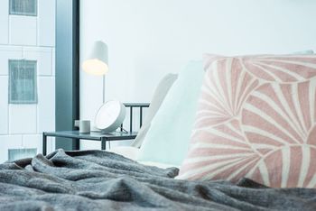 Designer CBD Apartment With Infinity Pool - Perths Hotel 2