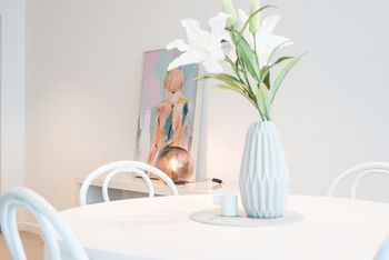 Designer CBD Apartment With Infinity Pool - Perths Hotel 4