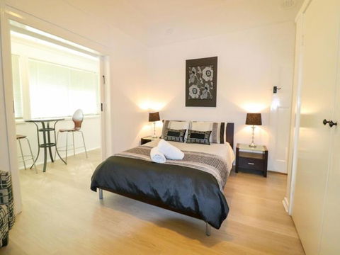 Waterside Retreat - Perths Hotel 4