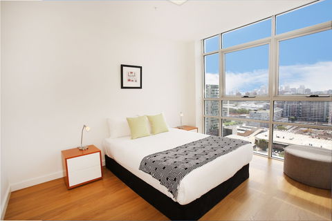 Gadigal Groove - Perths Hotel 4