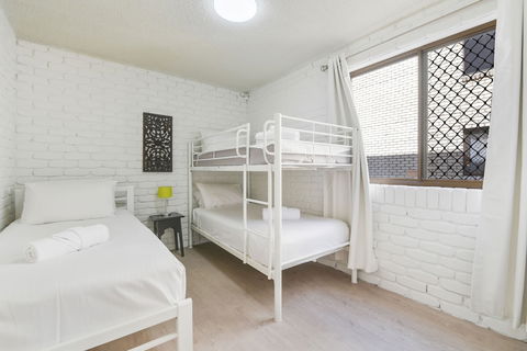 Barooga - Perths Hotel 3