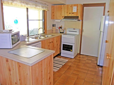 Home Away At Callala Bay - Perths Hotel 3