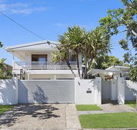 Burleigh Heights - Perths Hotel
