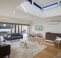 Boutique Stays Palmerston South Melbourne - Perths Hotel