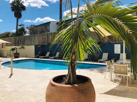 Sea Breeze Luxury Holiday Apartment Accommodation - Perths Hotel 3