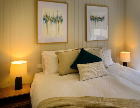 Georges Bay Apartments - Perths Hotel 1