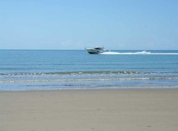 Port Douglas On Macrossan - Perths Hotel 3