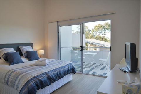 The Villa Dunsborough - Perths Hotel 3