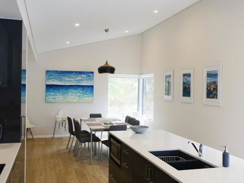 The Villa Dunsborough - Perths Hotel 5
