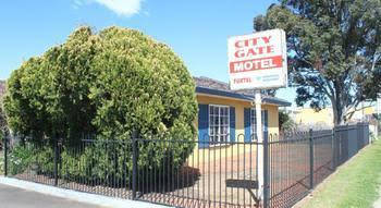 City Gate Motel - Perths Hotel 0