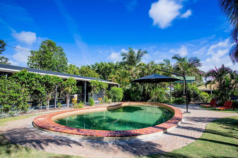 Tasman Holiday Parks - Hervey Bay - Perths Hotel 1