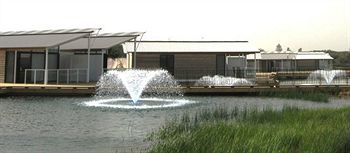 Caves Beachside Hotel - Perths Hotel 0