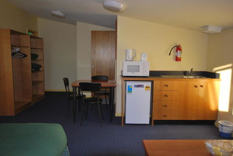 Alpine Heights 28 - Perths Hotel 4