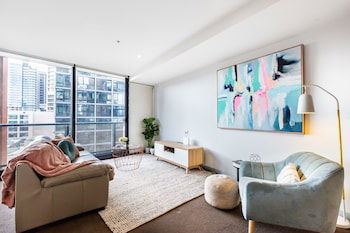 Ella, 1BDR Melbourne Apartment - Perths Hotel 6