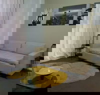 Darling Harbour Spacious Apartment - Perths Hotel