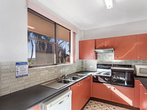 Kurranulla, Unit 5/15 Weatherly Close - Perths Hotel 1
