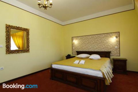 Mole Creek Lodge - Perths Hotel 0