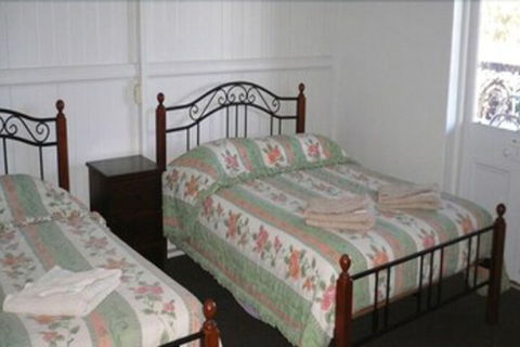 Carrollee Hotel - Perths Hotel 1